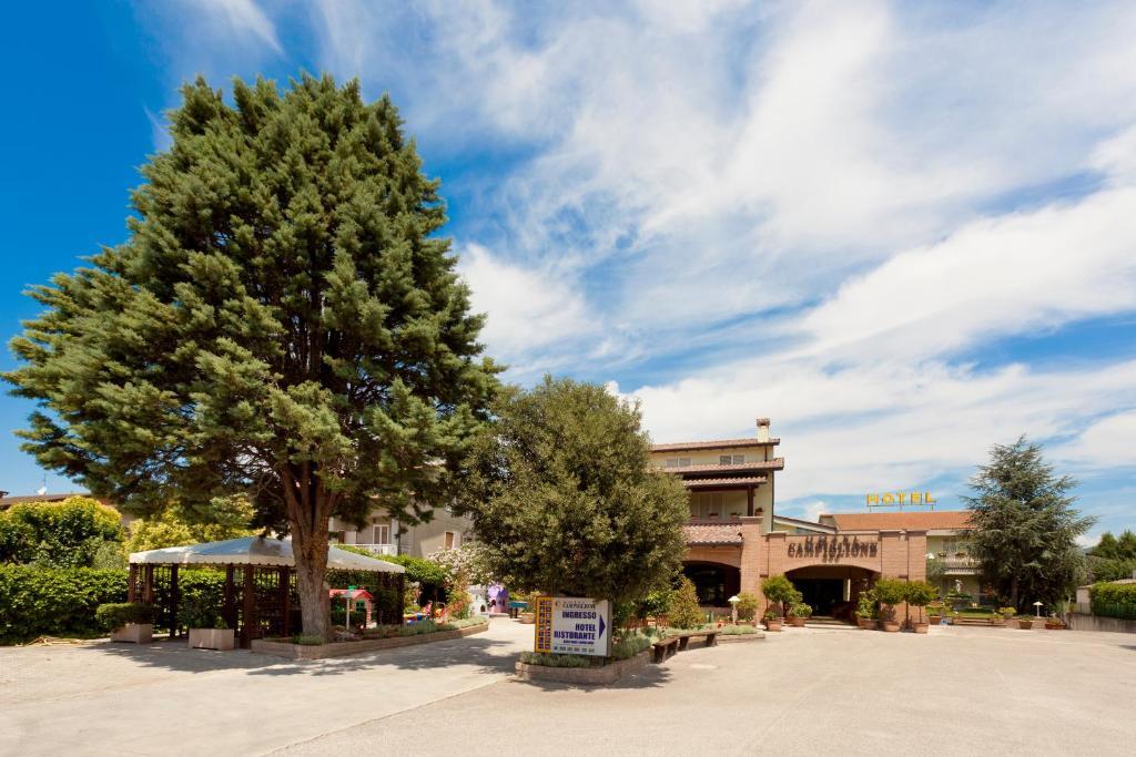 Campiglione Hotel Asís Exterior foto